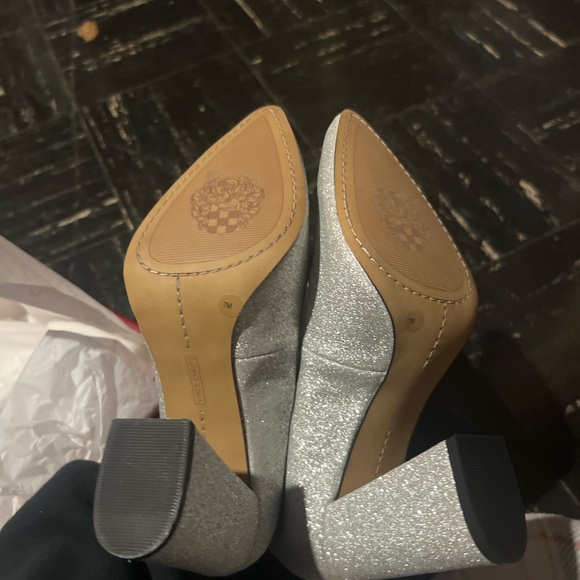 Vince Camuto Radient Silver Glitter - Picture 4 of 4